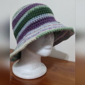 Beautiful Handmade crochet  Hat**(3x25)